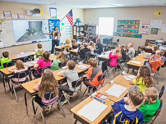 A program started by South Dakota Adopt-A-Farmer brings virtual tours of real farms to fourth-grade classrooms across the state. (Progressive Farmer photo by Greg Latza)
